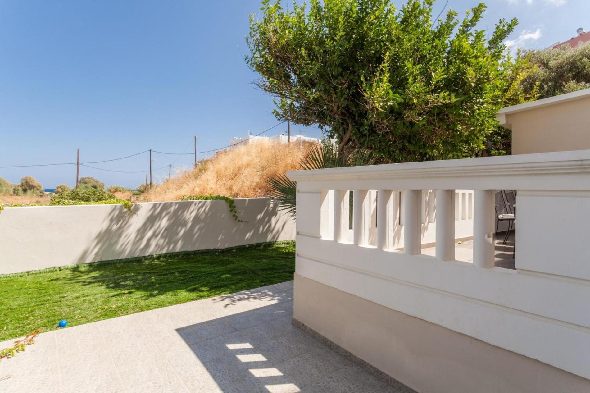 Παραθαλασσιο Apartamento Agia  Exterior foto